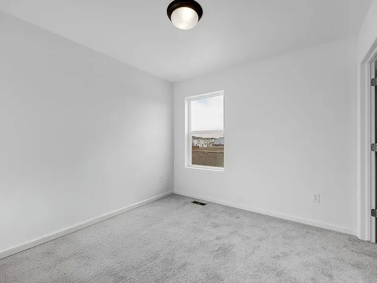 1177 Prospect Aly — Photo 12