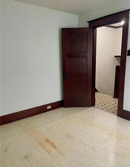 615 Singer Pl — Photo 12