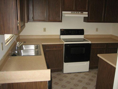 5th image of 840 Lakefield Dr