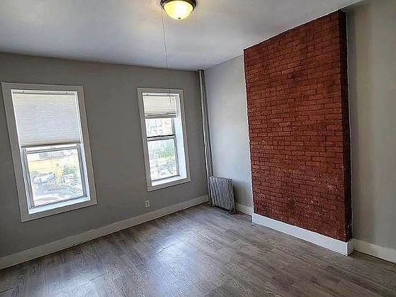 4th image of 424 E 148th St #3EE