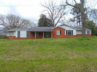2600 E Houston Ave, Crockett, TX 75835