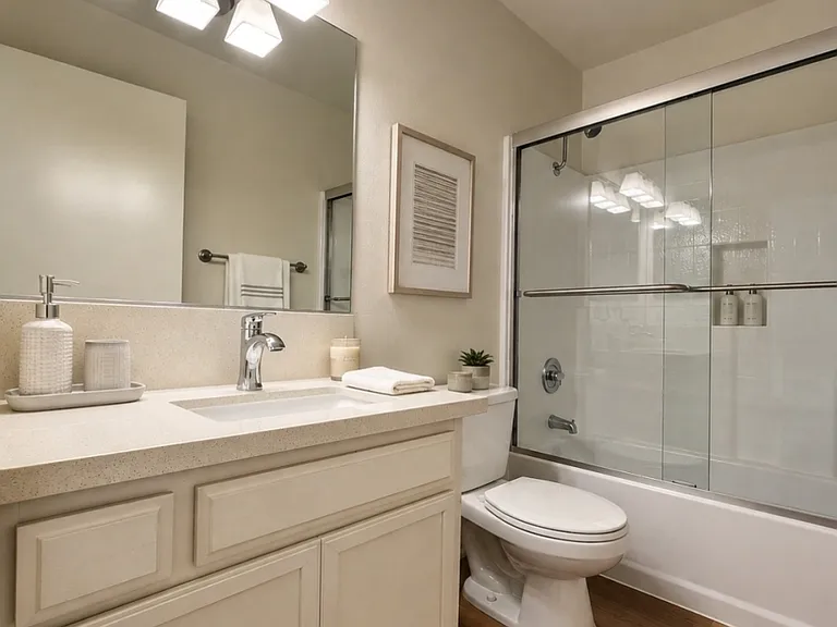 3750 Kelton Ave #101 — Photo 15