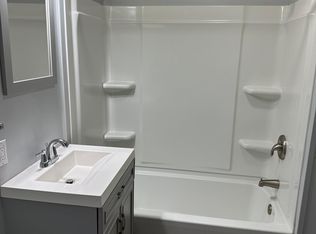 101 Russell St APT B, Warren, PA 16365