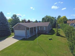 611 Englewood Ct, Spearfish, SD 57783
