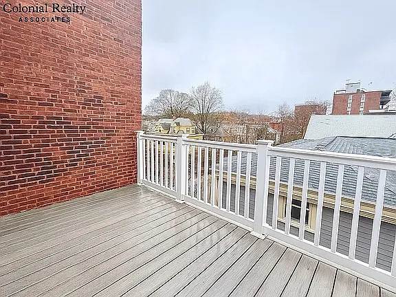 3 bed, 1500 sqft, $4,500 — Photo 3