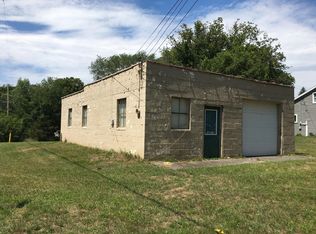 184 S Williams St, Morley, MI 49336