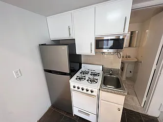 Rented by Best Apartments North Inc
