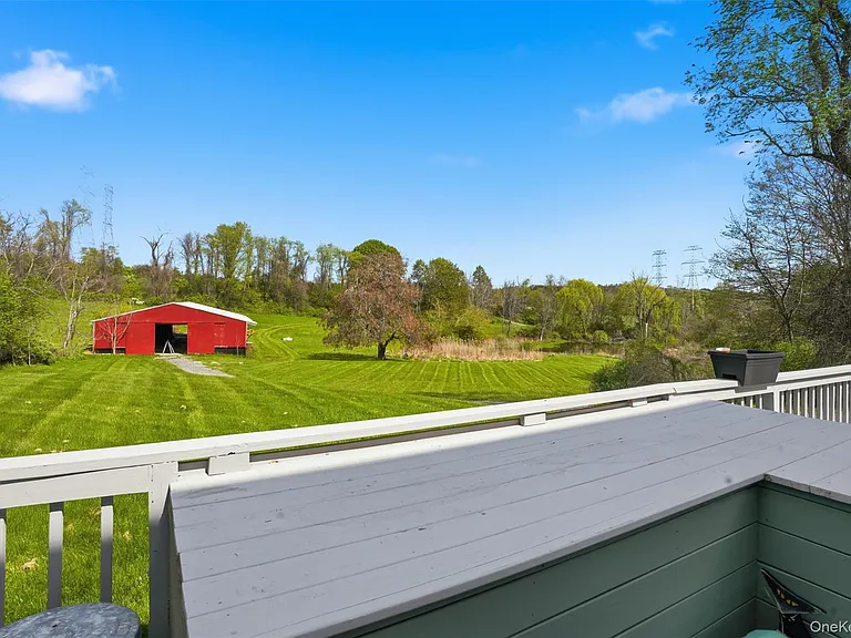 34 Rombout Rd — Photo 30