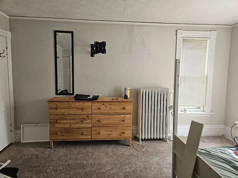 879 Pascal St N #3 — Photo 2