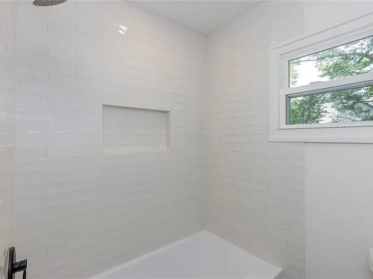 3026 Brook Dr — Photo 23
