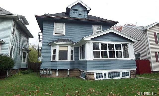 1st image of 52 Phelps Ave