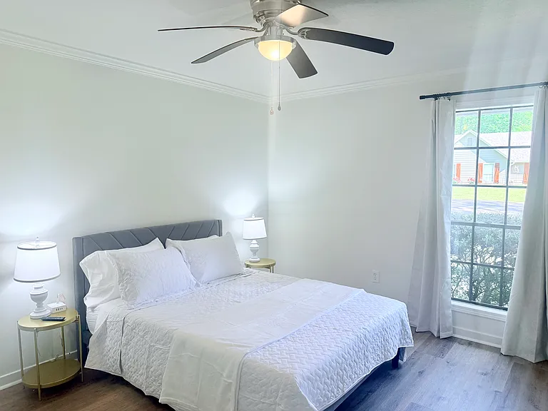 114 Redbud Trl — Photo 9