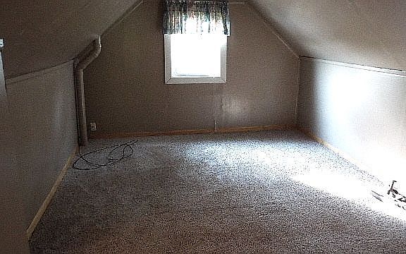 4th image of 417 Desmet Ave