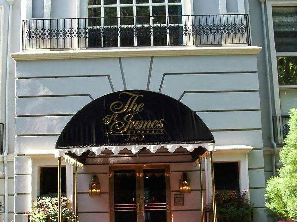 CONDO ENTRANCE