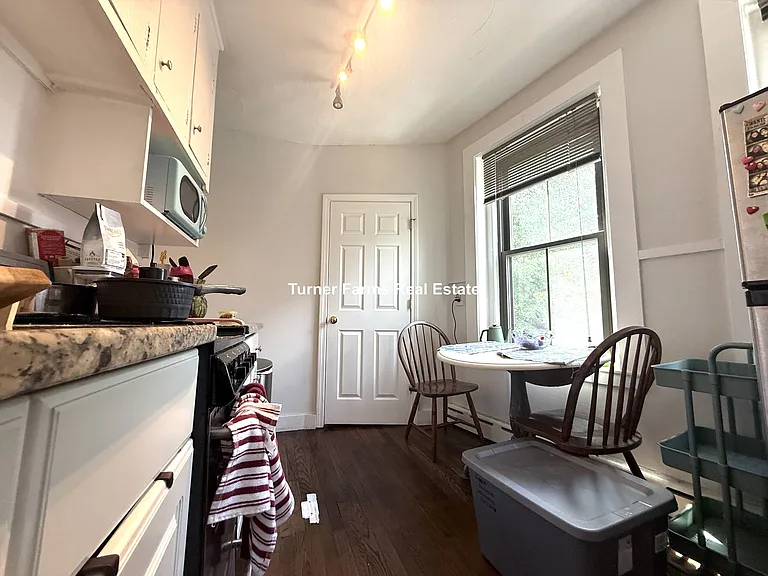 106 Willow St #3A — Photo 3