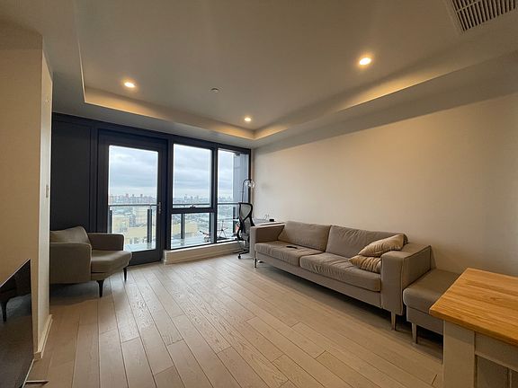 5th image of 2286 Cropsey Ave #15C