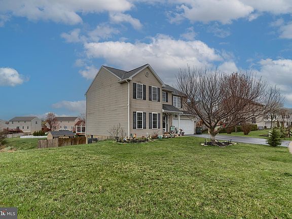 3rd image of 337 Swatara Creek Dr #L-0196
