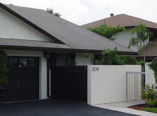 309 SW 29th Ave, Delray Beach, FL 33445