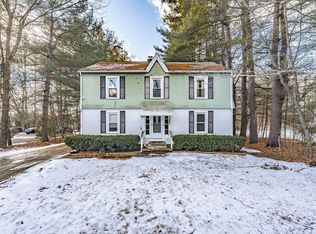 152 Lockhouse Rd, Westfield, MA 01085