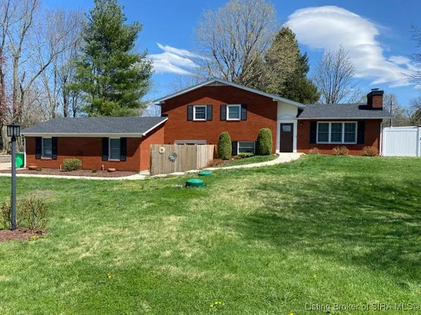 220 W Heidelberg Road NW, Corydon, IN 47112