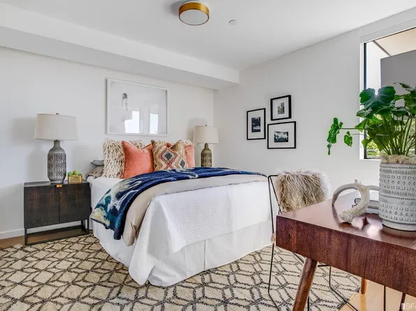 3500 19th St #302, San Francisco, CA 94110
