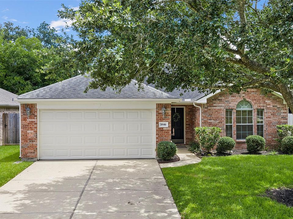 1st image of 1846 Sherwood Forest Cir