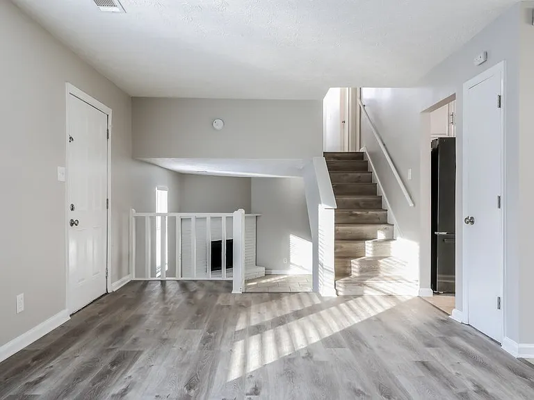 4000 Chimney Ridge Way — Photo 8