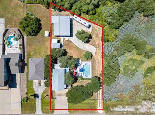 2001 S Mathis St, Rockport, TX 78382