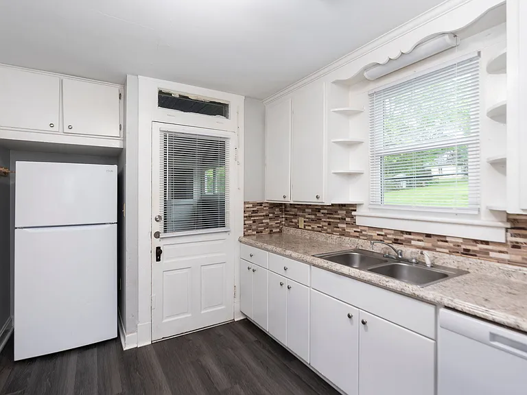1120 Stoneburner St #A — Photo 3