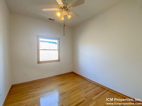 5th image of 2531 N Southport Ave APT 2N