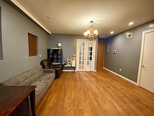 2nd image of 1390 Putnam Ave #1