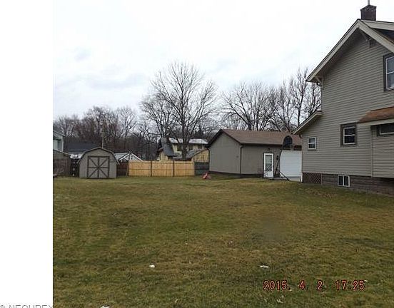 5th image of 3419 Neilson Ave