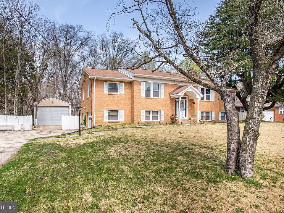 1st image of 9432 Victoria Dr