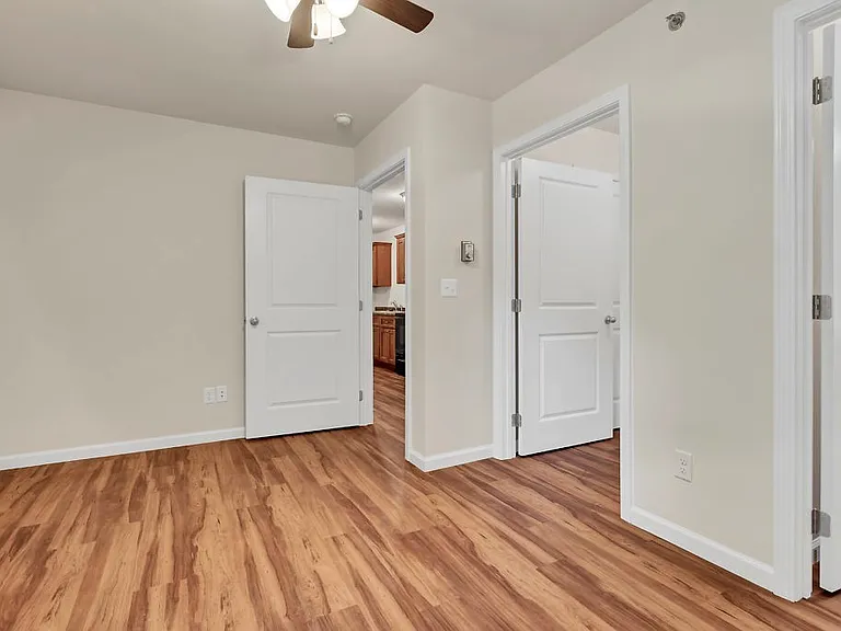 1112 Bertling St #9 — Photo 6