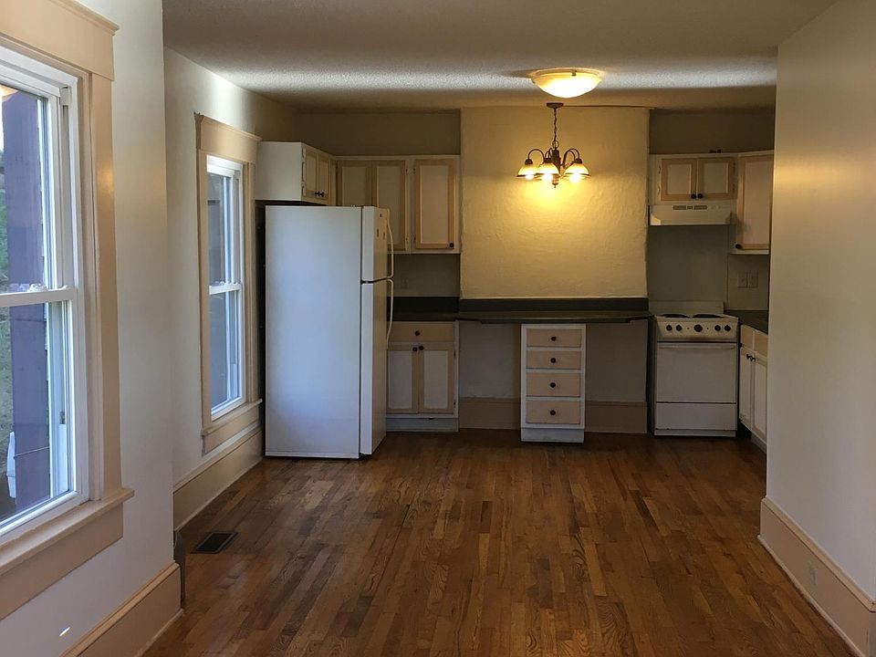 Open floor plan kitchen