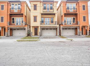 1518 Amundsen St, Houston, TX 77009