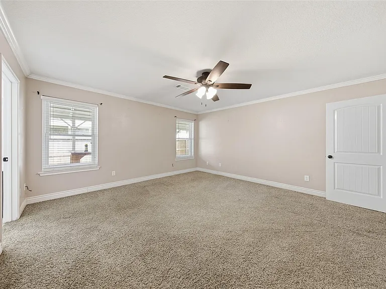 13506 Spring Ct — Photo 16
