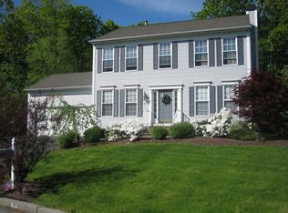 61 Anne C Holst Ct, Warwick, RI 02886