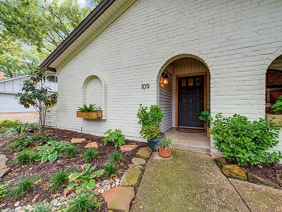 5th image of 109 Trailwood Dr