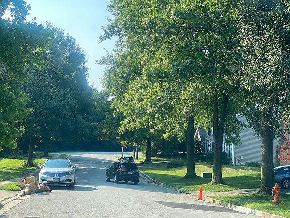 5th image of 8418 Freedom Ct