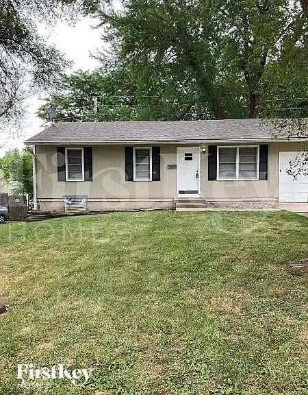 15003 Fuller Ave — Photo 2