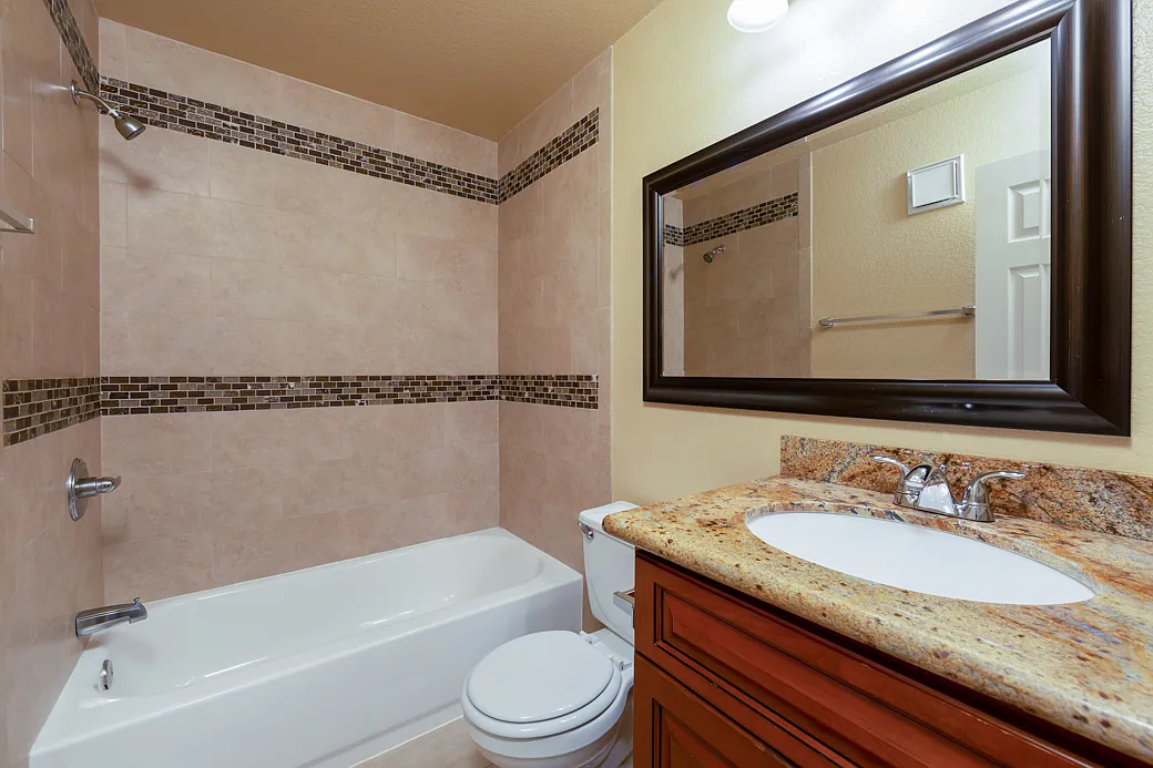 Building Photo - 1723 Coronado Ave #8