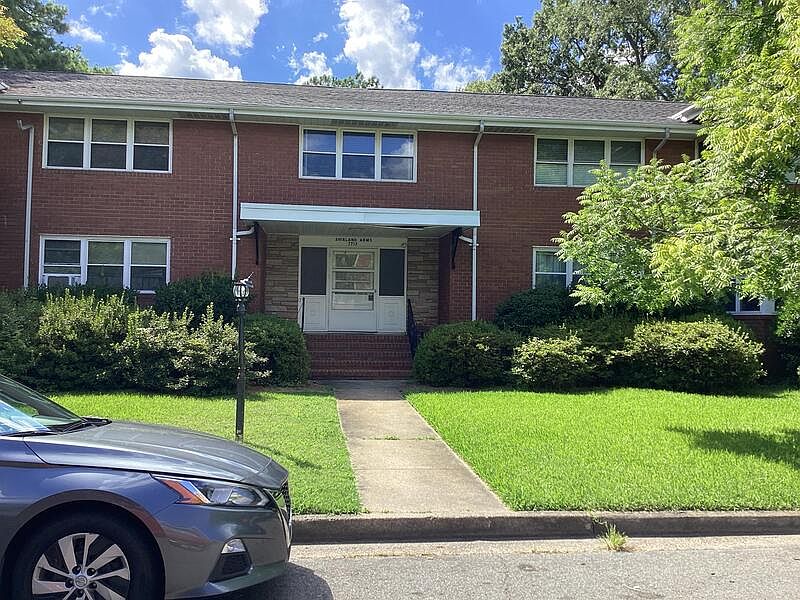 1st image of 7713 N Shirland Ave #3