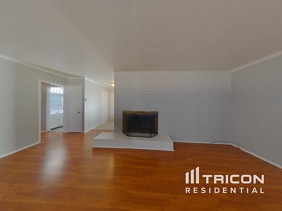 2nd image of 434 Valle Vista Ave
