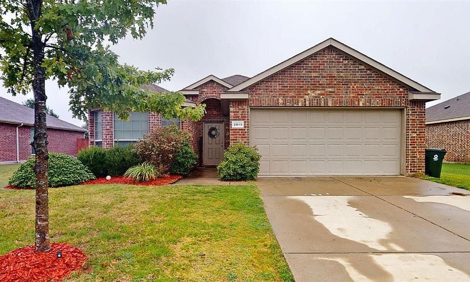 1st image of 2815 Briarbrook Dr