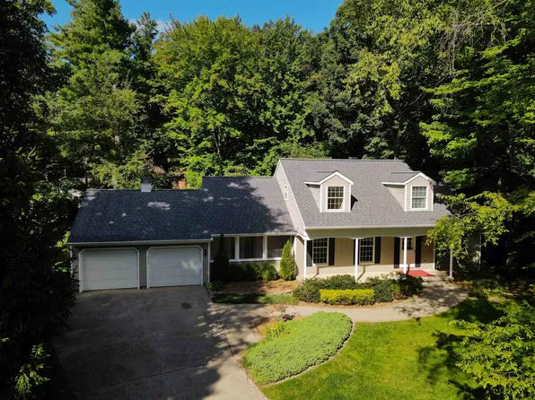 5813 Sutton Pl, Midland, MI 48640
