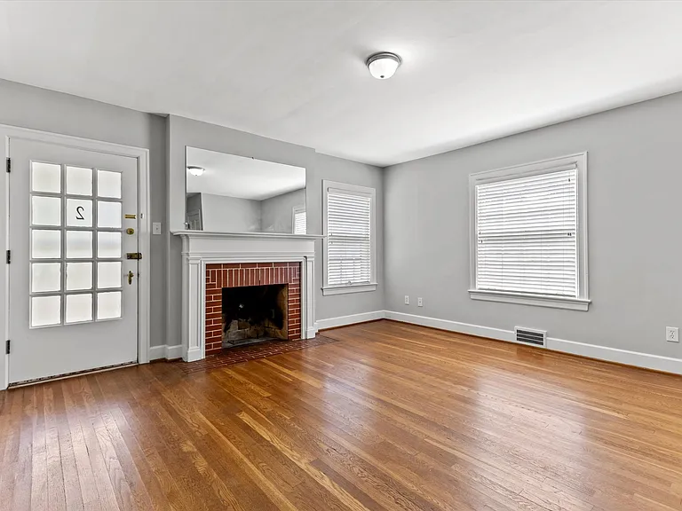 1901 Nicholasville Rd #2 — Photo 6