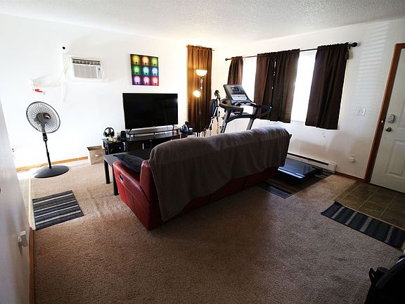 5th image of 2424 E 7th Ave #2426