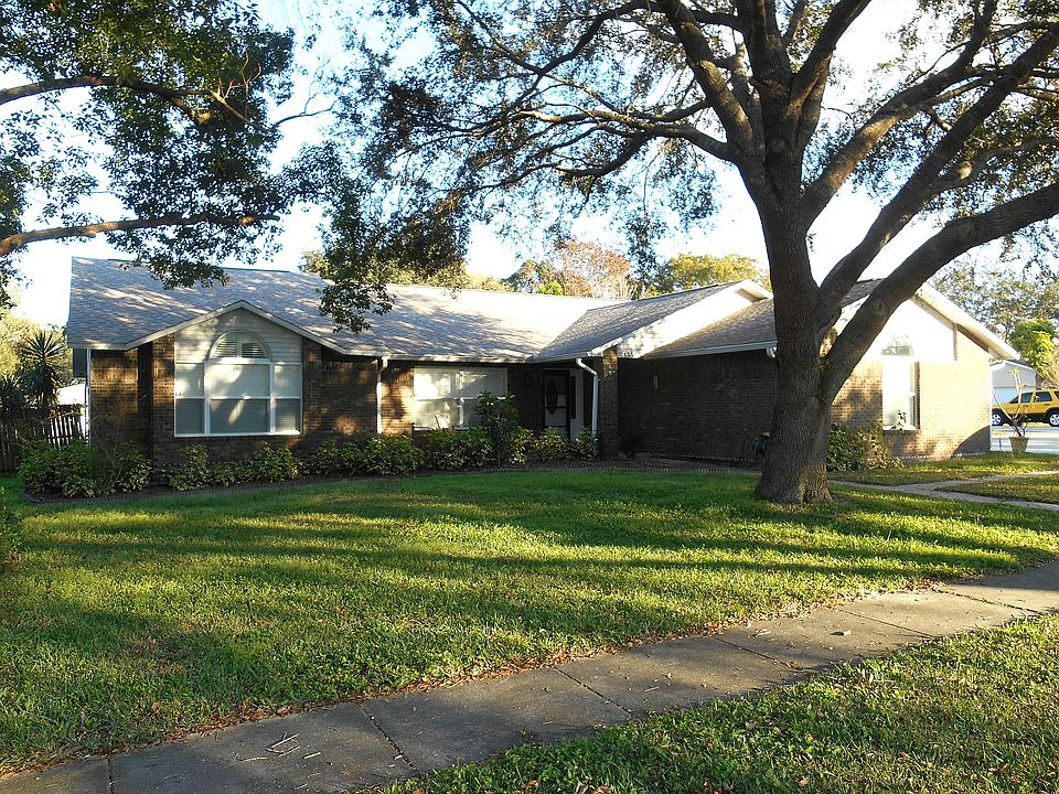 1st image of 133 Kaywood Dr