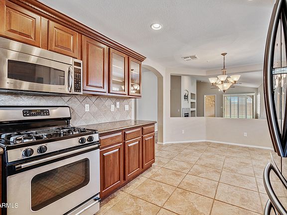 5th image of 12721 W Milton Dr